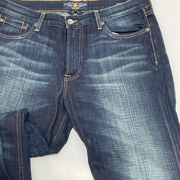 Lucky Brand 361 Vintage Straight Jeans 34/30 - Picture 3 of 9